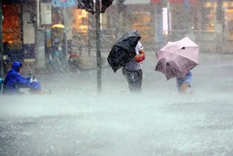 暴雨天如何自救？暴雨天避险自救指南