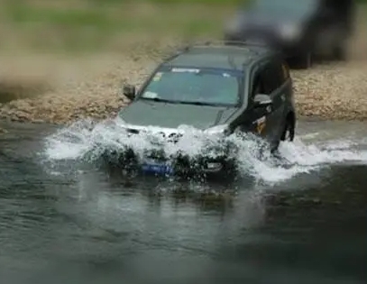 暴雨天涉水有什么影响？暴雨天出行不要冒险涉水